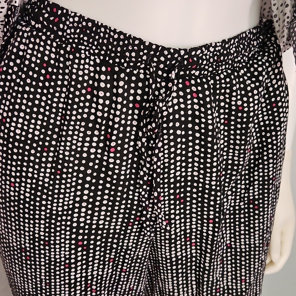 DONNA KARAN Black and White Spotted Two-Piece Lounge Pajama Set - Picture 6 of 11